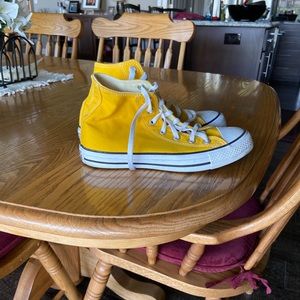 high top yellow converse